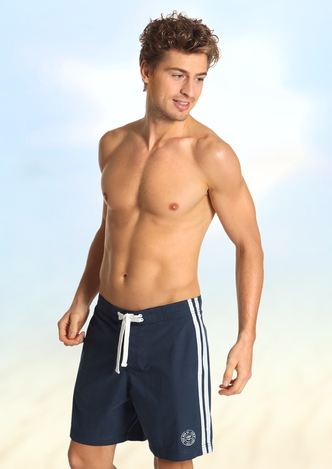 Badehose mit coolen Streifen in den Seiten