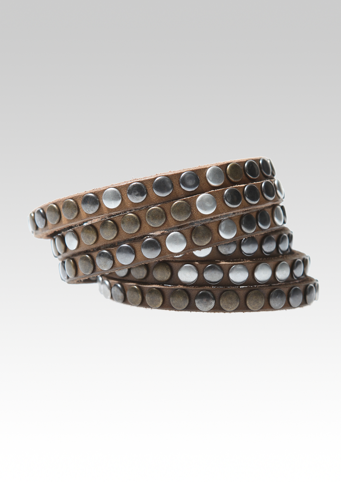 Nietenarmband