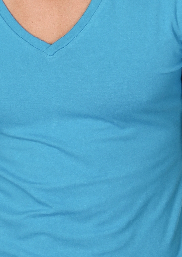 V-Neck-Shirt