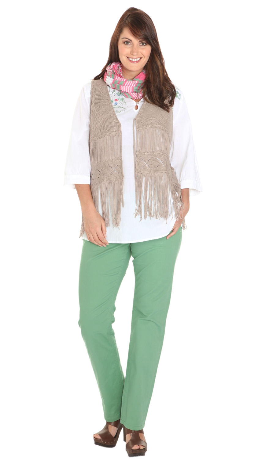 Outfit mit Tunika, Weste und coloured Pants