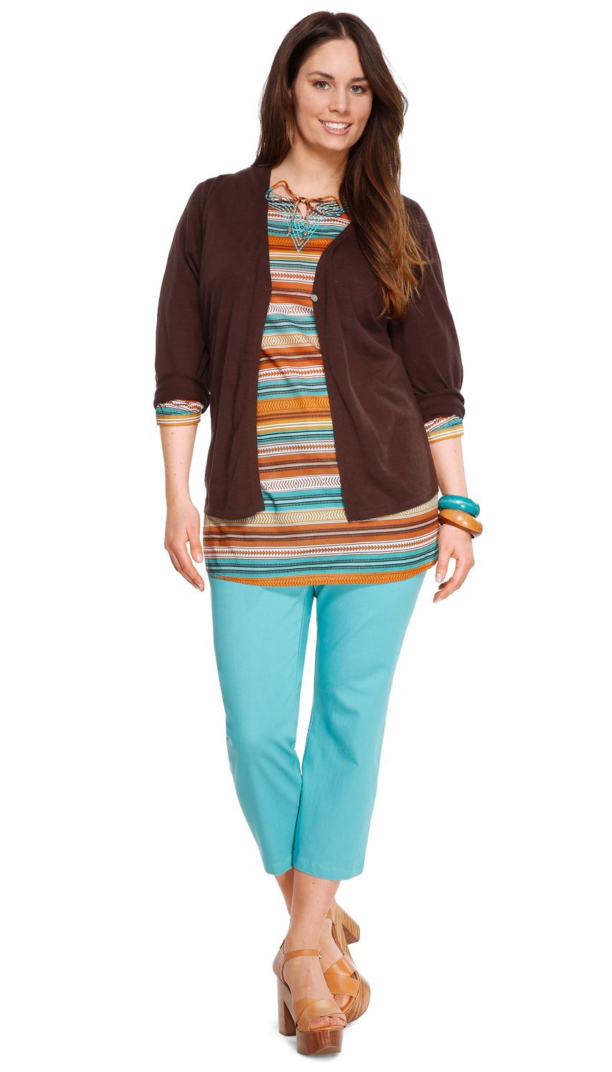 Outfit mit Streifenshirt und Cardigan